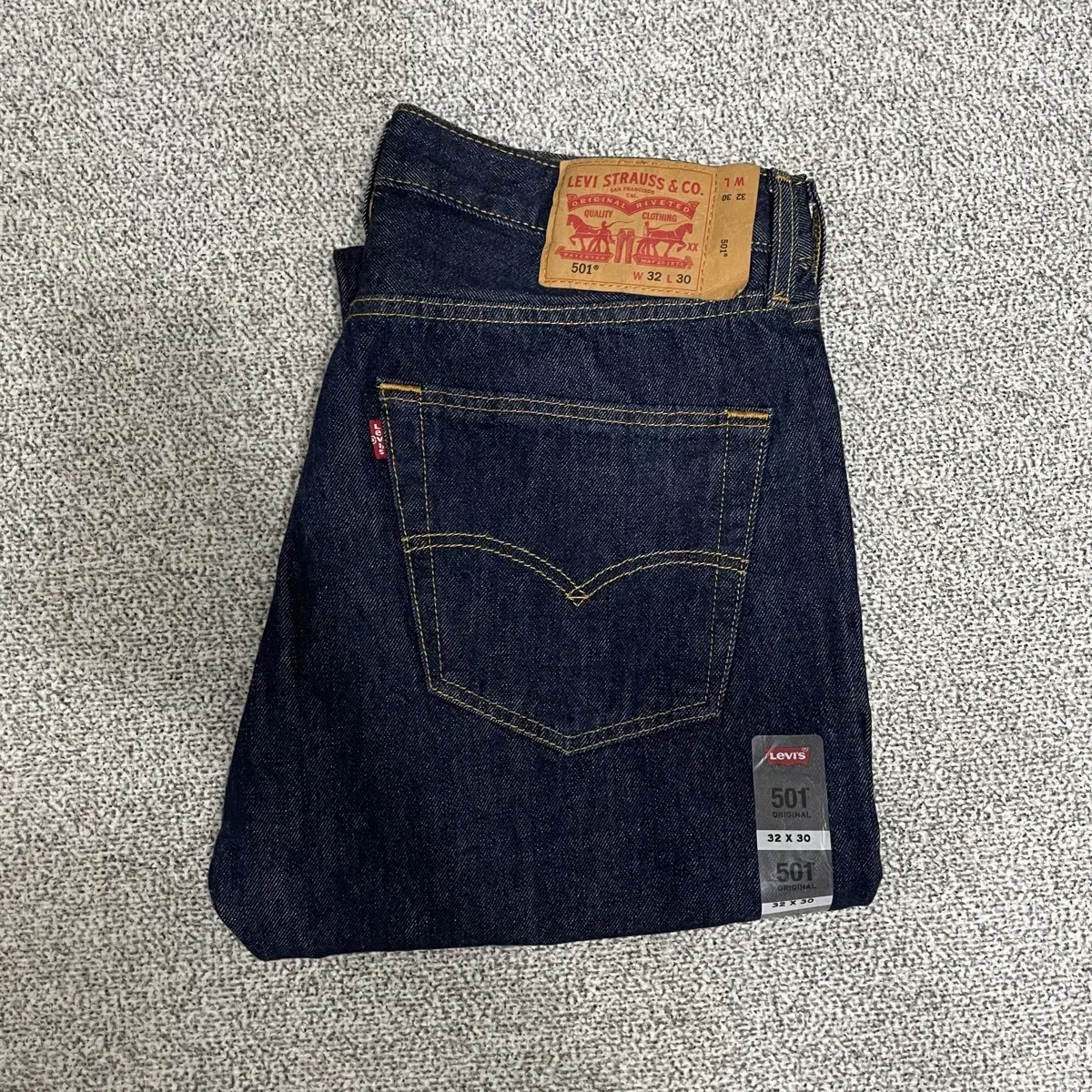 [Levi's] 501 32x30 새상품